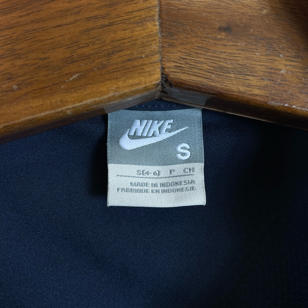 Kids Nike Zip Up Windbreaker - Picture 7 of 8